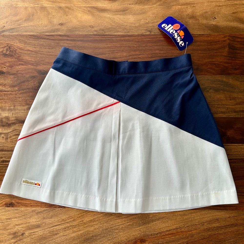 Ellesse Skirt, Size 12, NWT